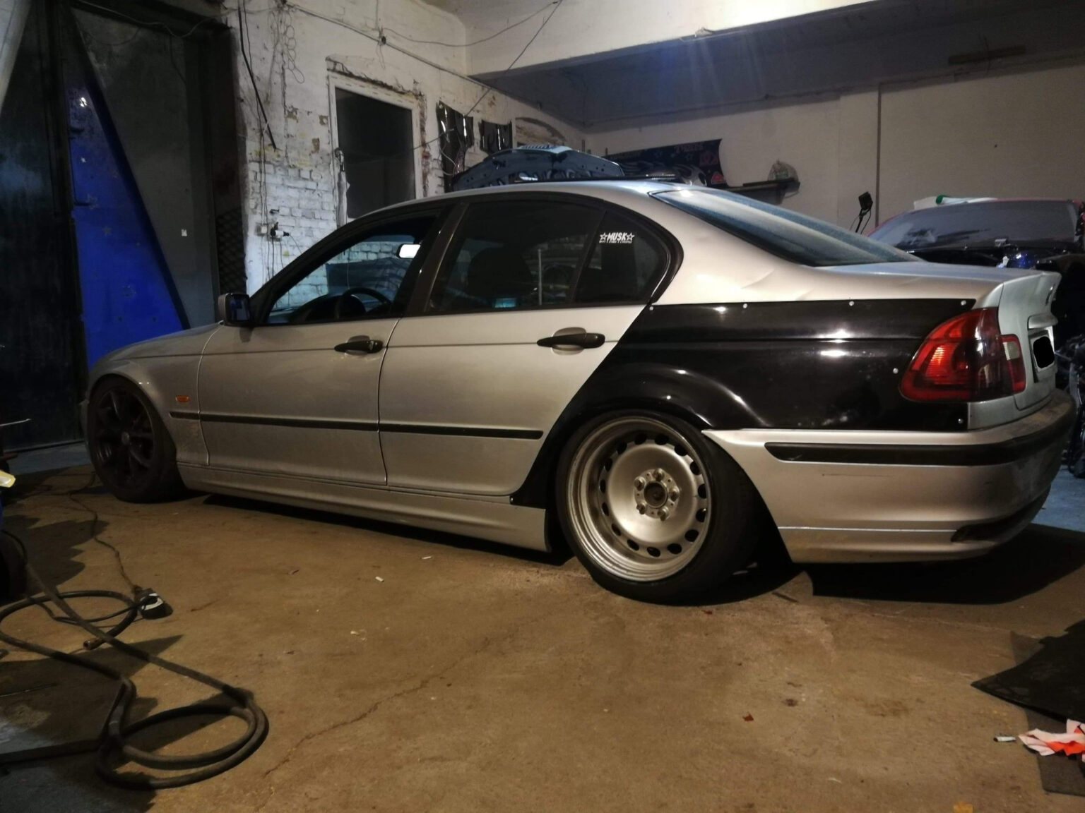 E46 Rear Fenders – M3 Sedan – M-way Workshop