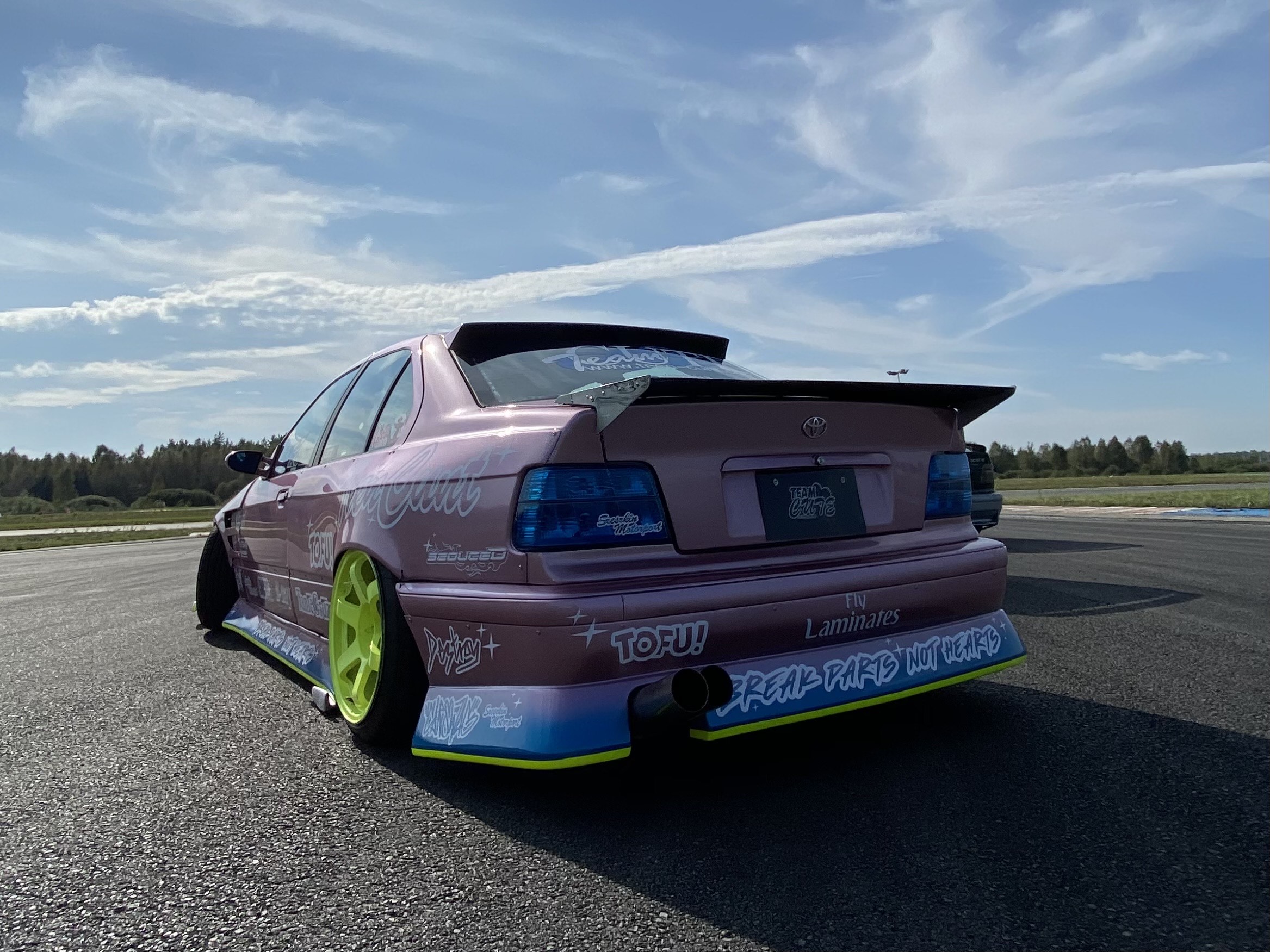 BMW E36 CUTESports V1 Side Skirts - Image 6